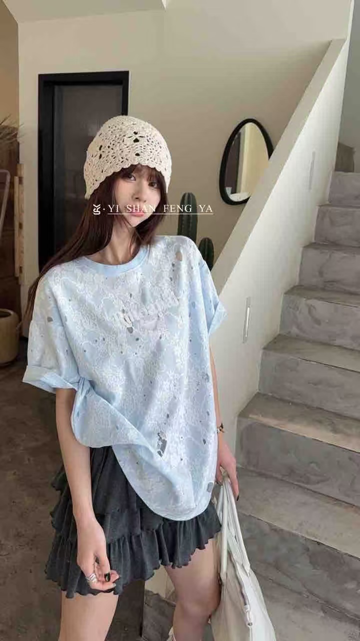 7679女款时尚蕾丝字母破洞休闲百搭短袖T恤