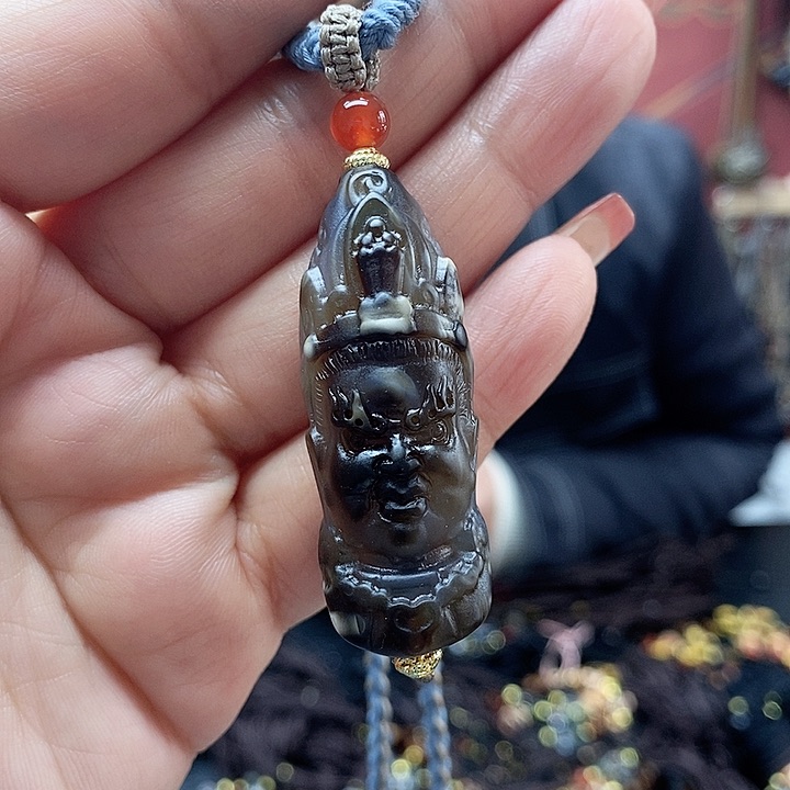 玛瑙/玉髓颈饰合金