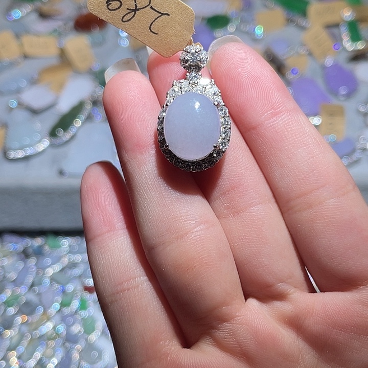 翡翠银S925镶嵌颈饰翡翠