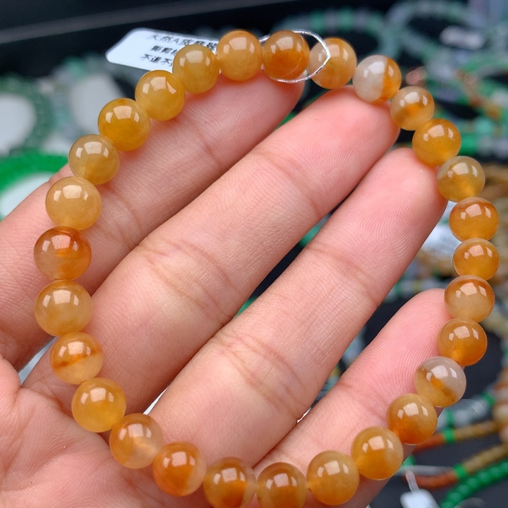 翡翠手镯未镶嵌卡