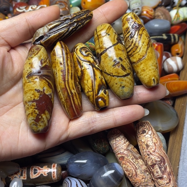 凪****玛瑙/玉髓未镶嵌颈饰