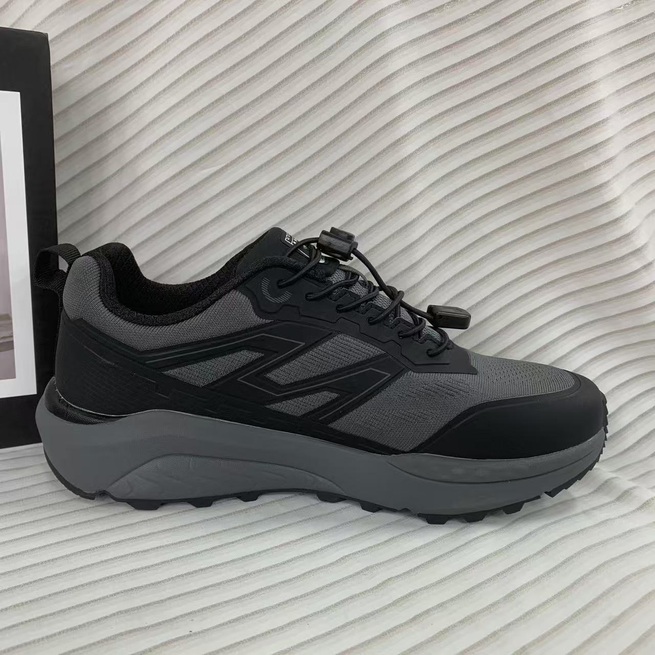 D670（运动码）男女鞋 新款经典百搭舒适低帮轻便时尚休闲运动鞋1仓