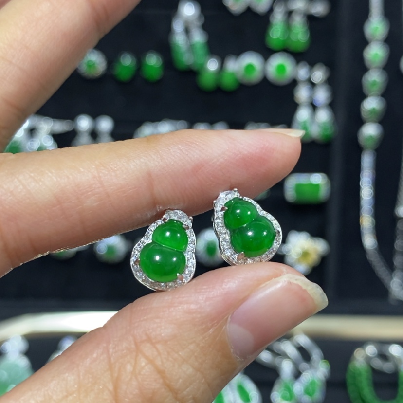 【闪购商品】翡翠耳饰银S925镀金镶嵌