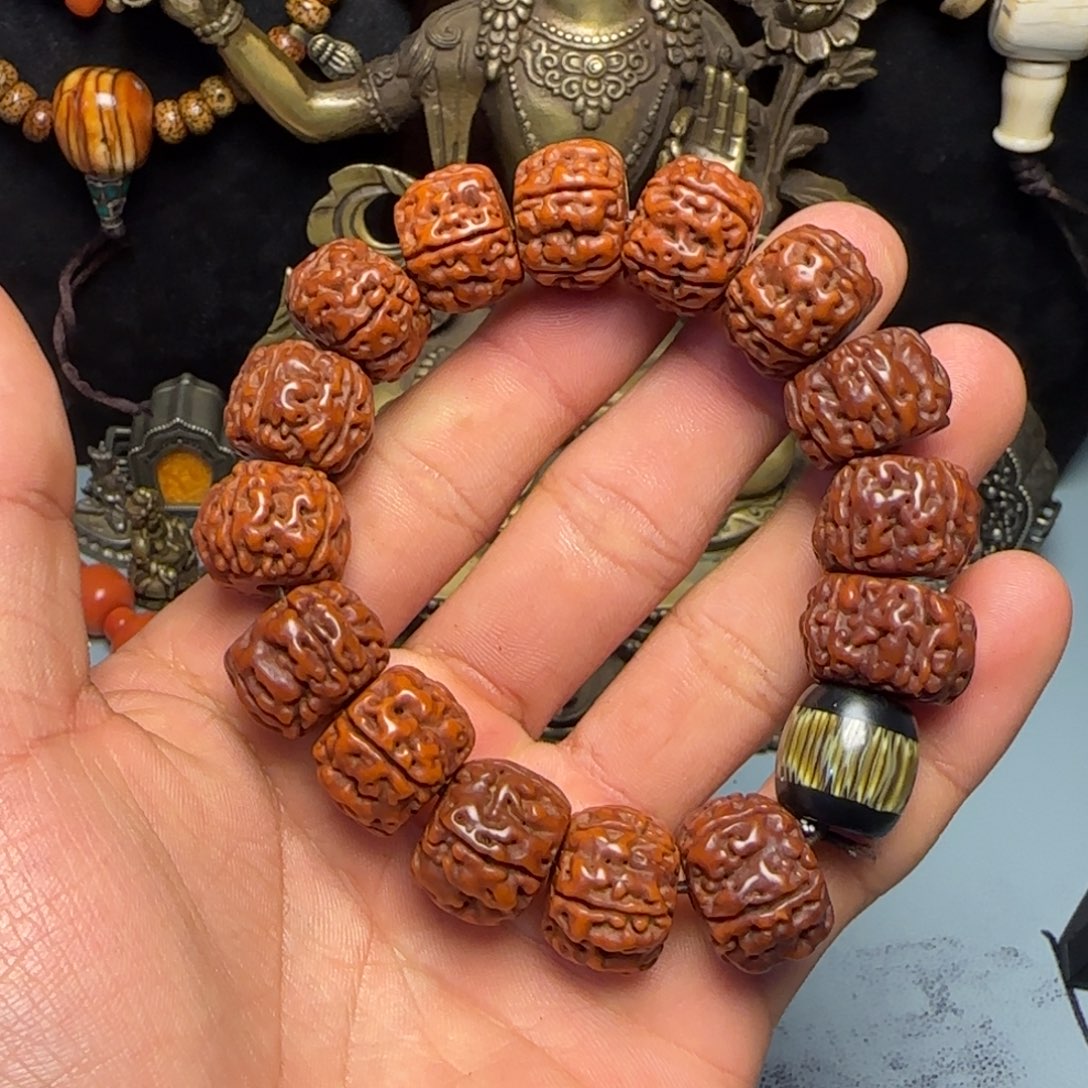 小****格桑工艺坊直播间