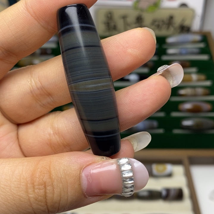 玛瑙/玉髓合金颈饰