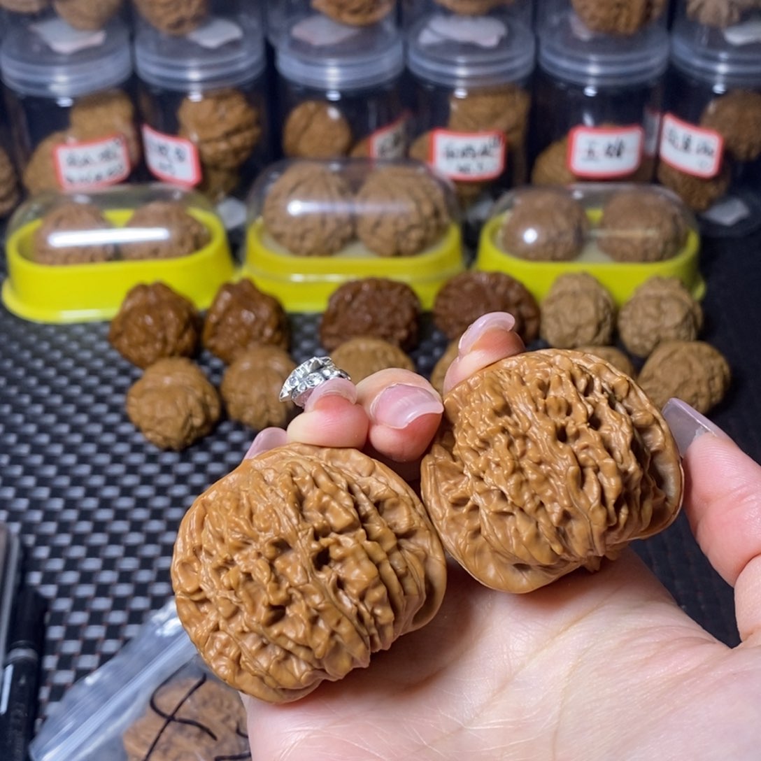 文玩核桃吊坠四座楼46