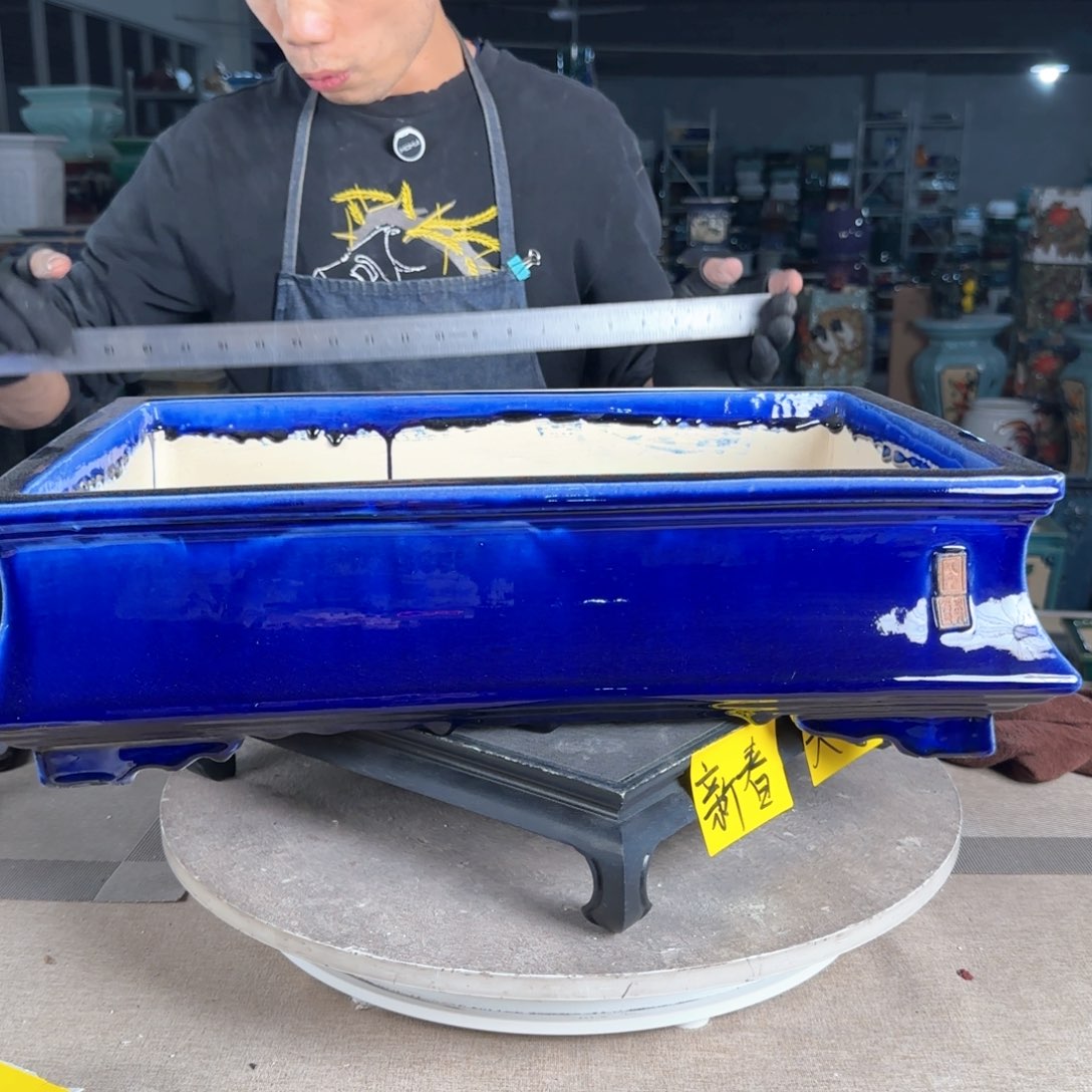 一风堂石湾花盆。