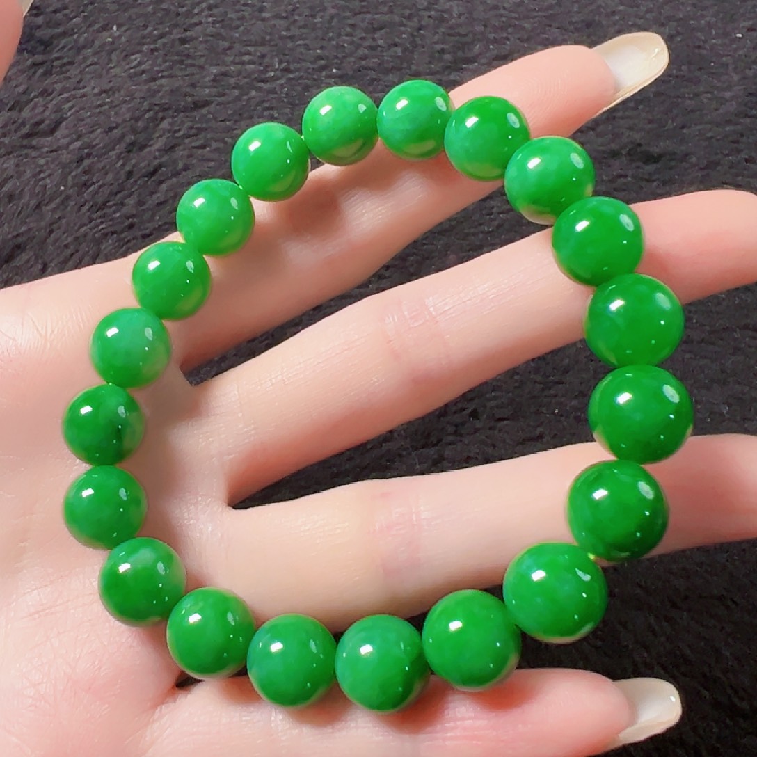 翡翠未镶嵌手串签收后24小时鉴赏期，过时不退