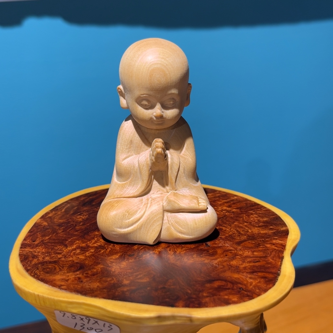 无***戏乌木类置物架黄杨木小沙弥