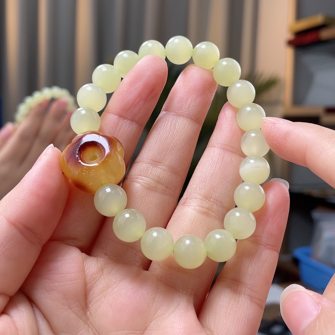 琥珀裸石未镶嵌蜜蜡手串