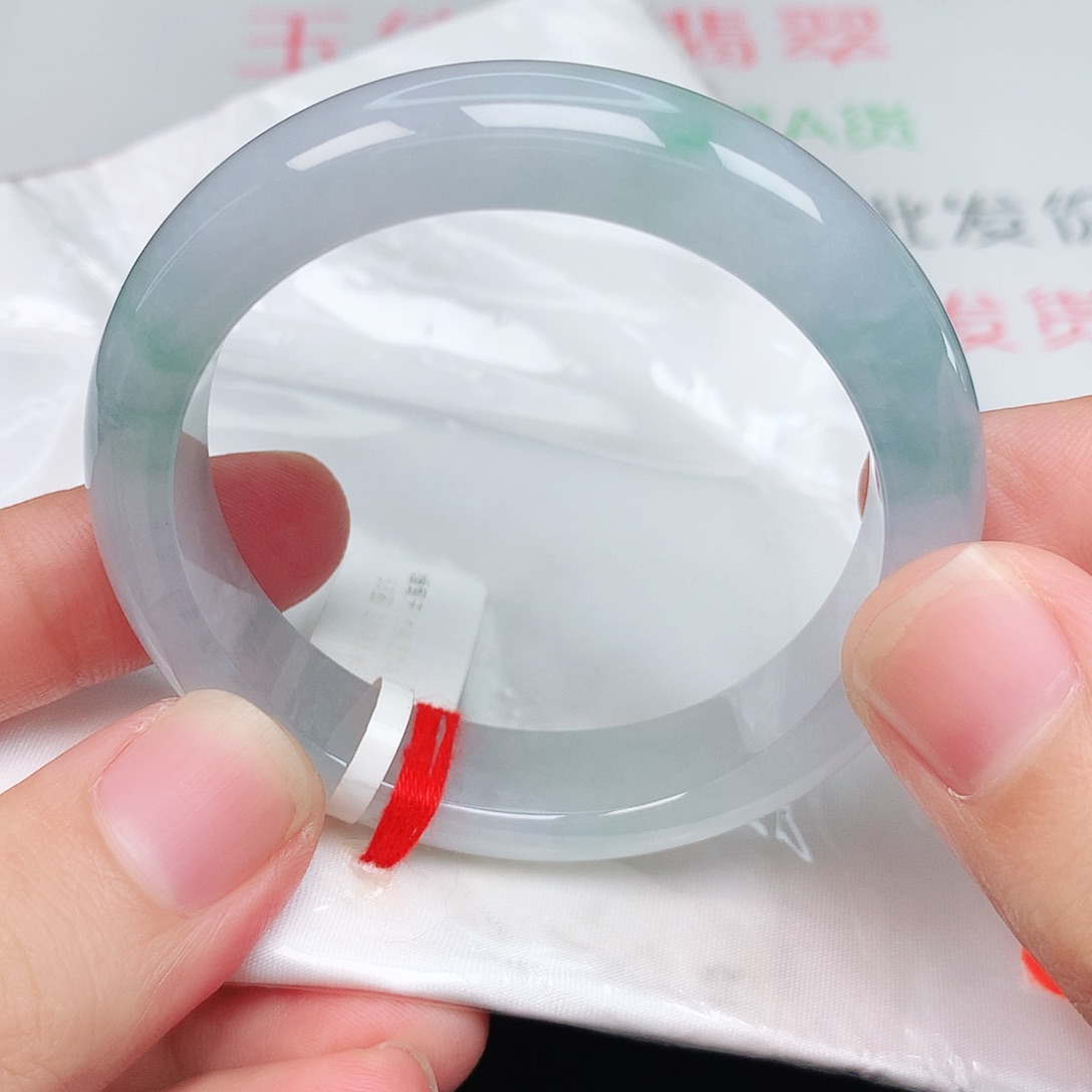 未镶嵌手镯翡翠天然翡翠手镯