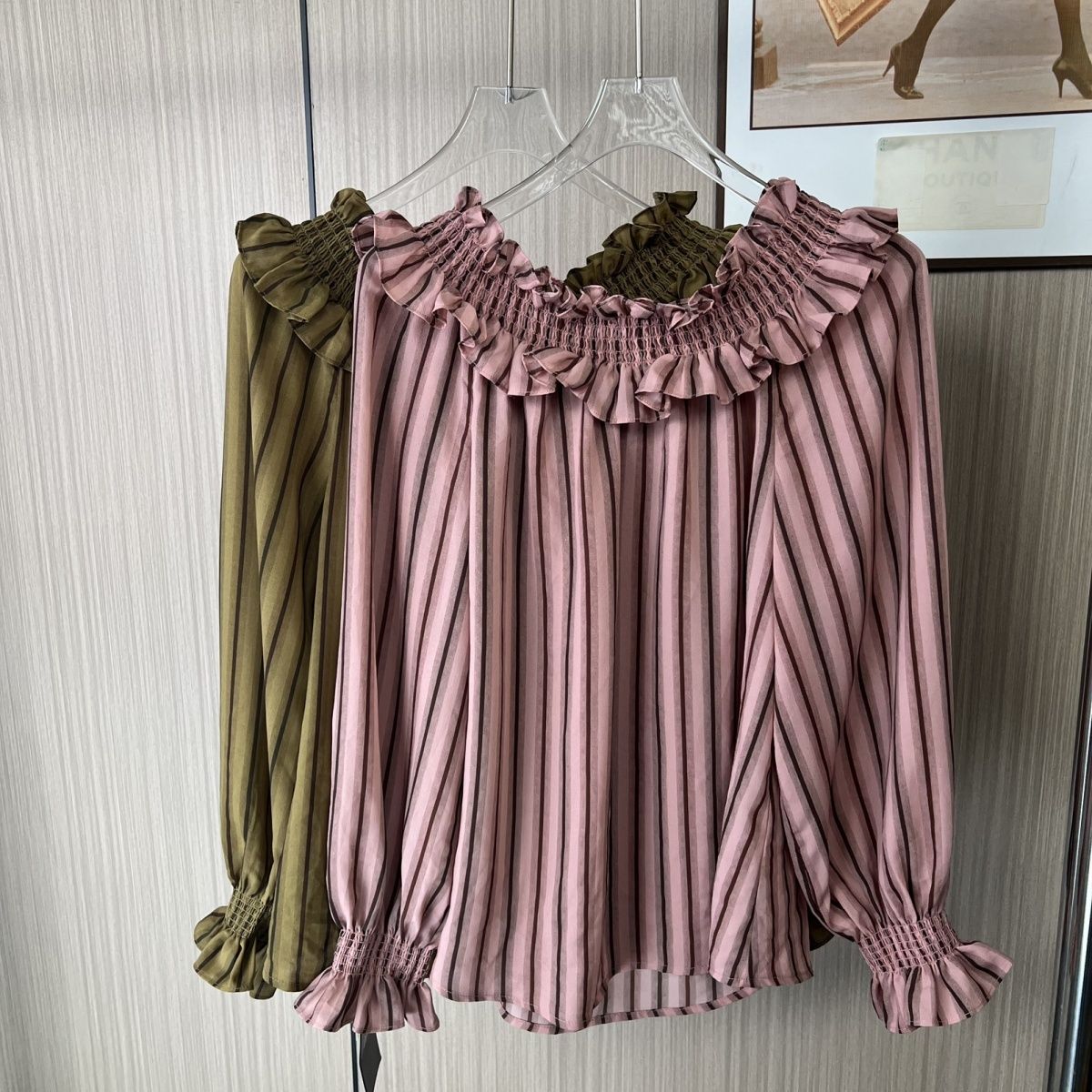 0570撤柜DS新款一字长袖法式衬衫条纹秋季宽松上衣设计肩上衬衣