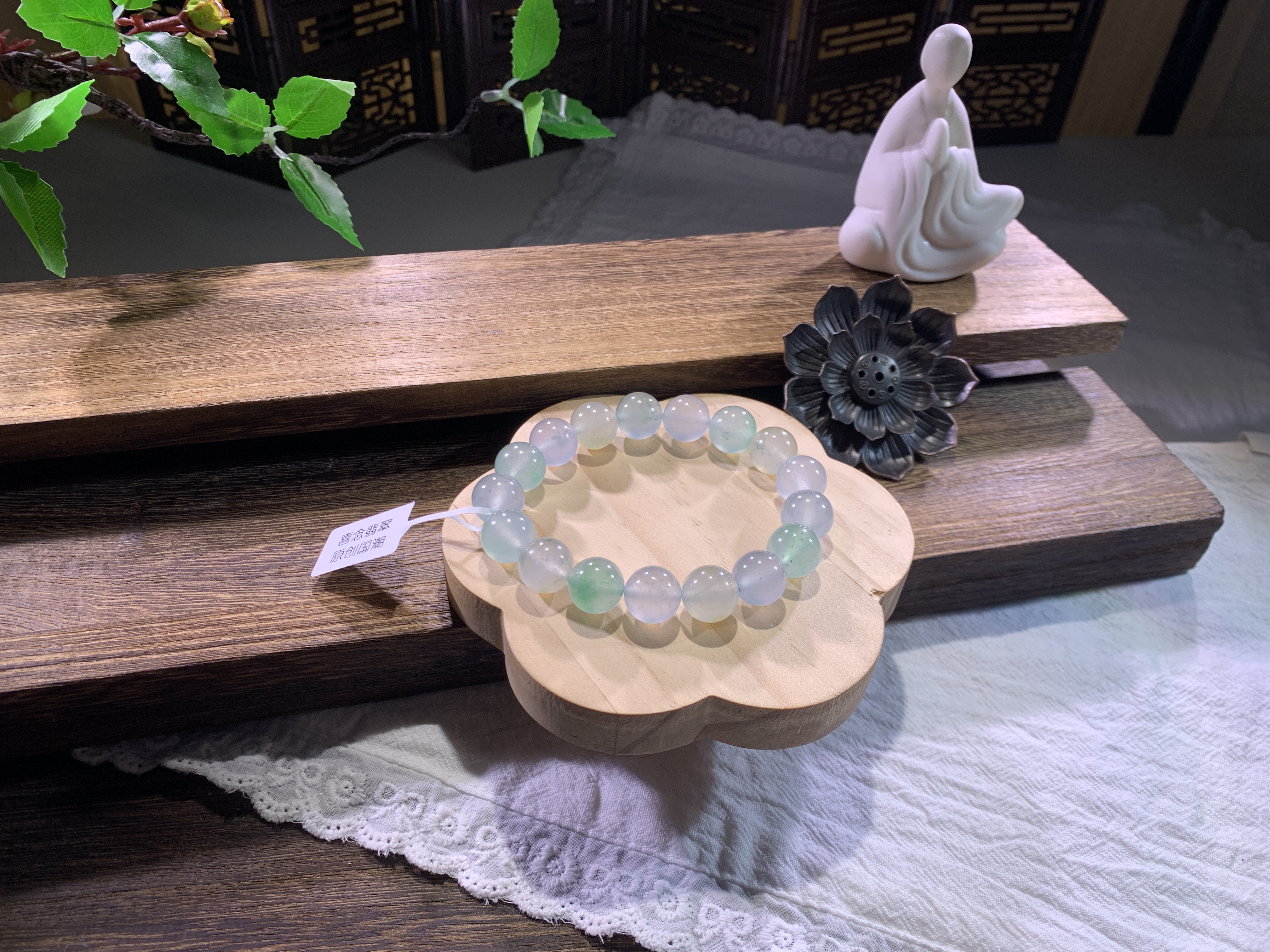 天然缅甸翡翠A货  飘花手串