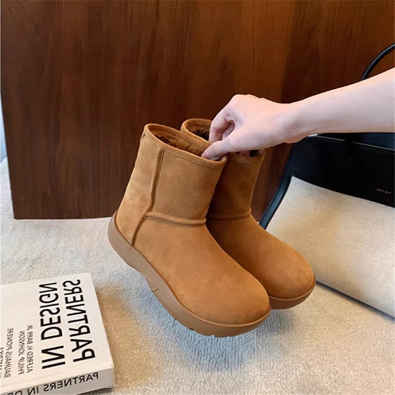 真皮厚底雪地靴女2025秋冬新款皮毛一体短筒加绒加厚防滑毛毛棉鞋