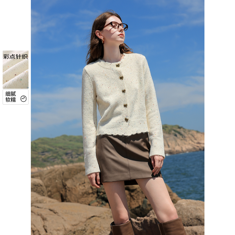 【品牌福利】三彩2024冬季新款彩点针织衫花边圆领毛衣开衫外dbc