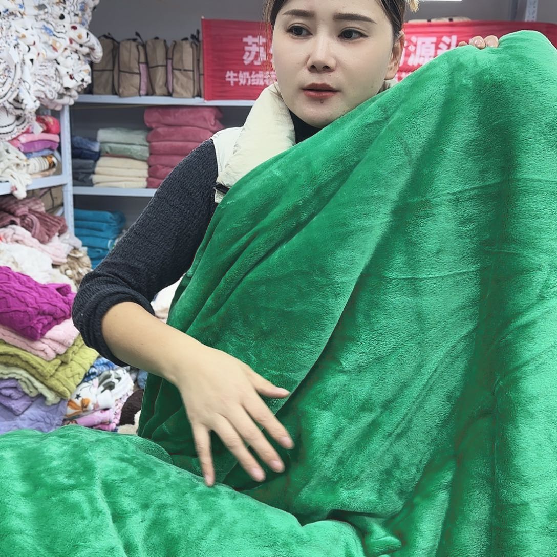 氨纶233.248外贸品牌云毯，不带包装发货