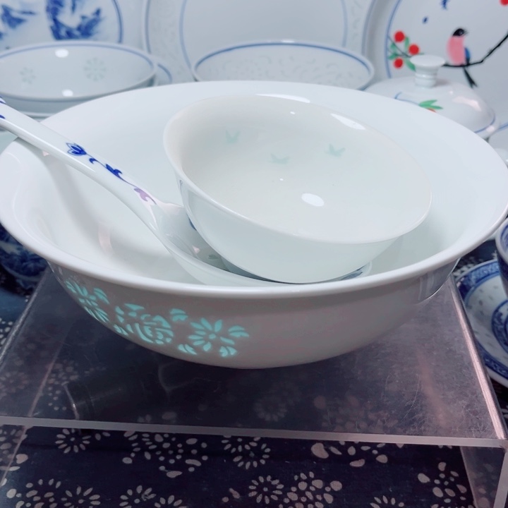 8.5寸汤碗福字雕刻带勺子。4.5小碗瑕静**尘