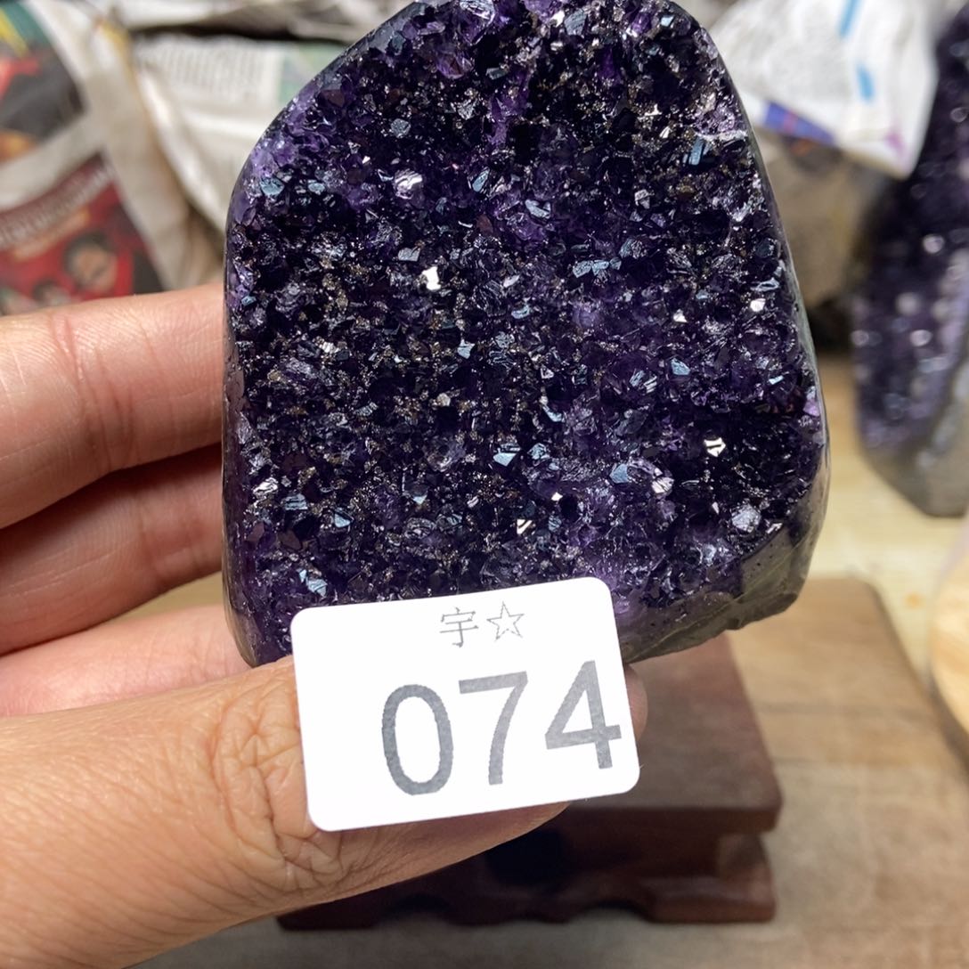 紫晶天然水晶摆件未镶嵌