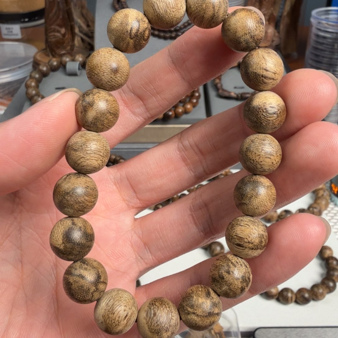 沉香碎屑沉香柬埔寨花香虎斑1.1cm，9克