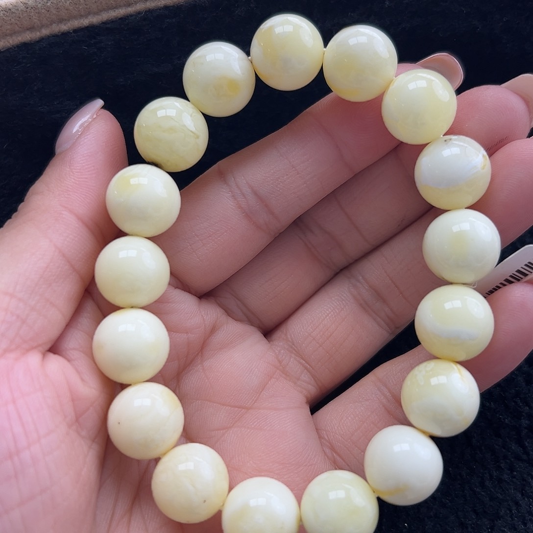 未镶嵌琥珀珠宝奇石