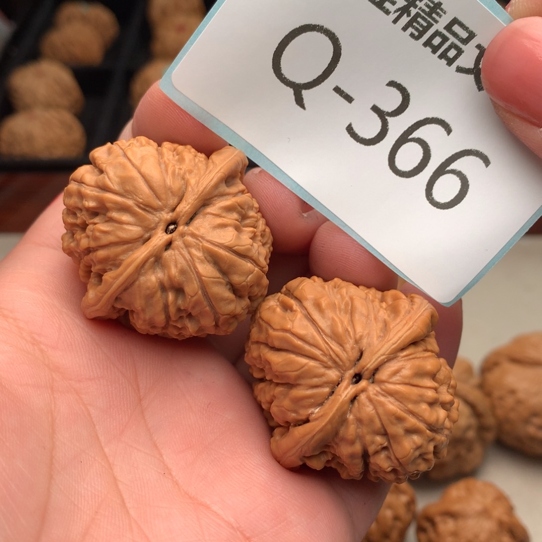 文玩核桃把件38莲花…………