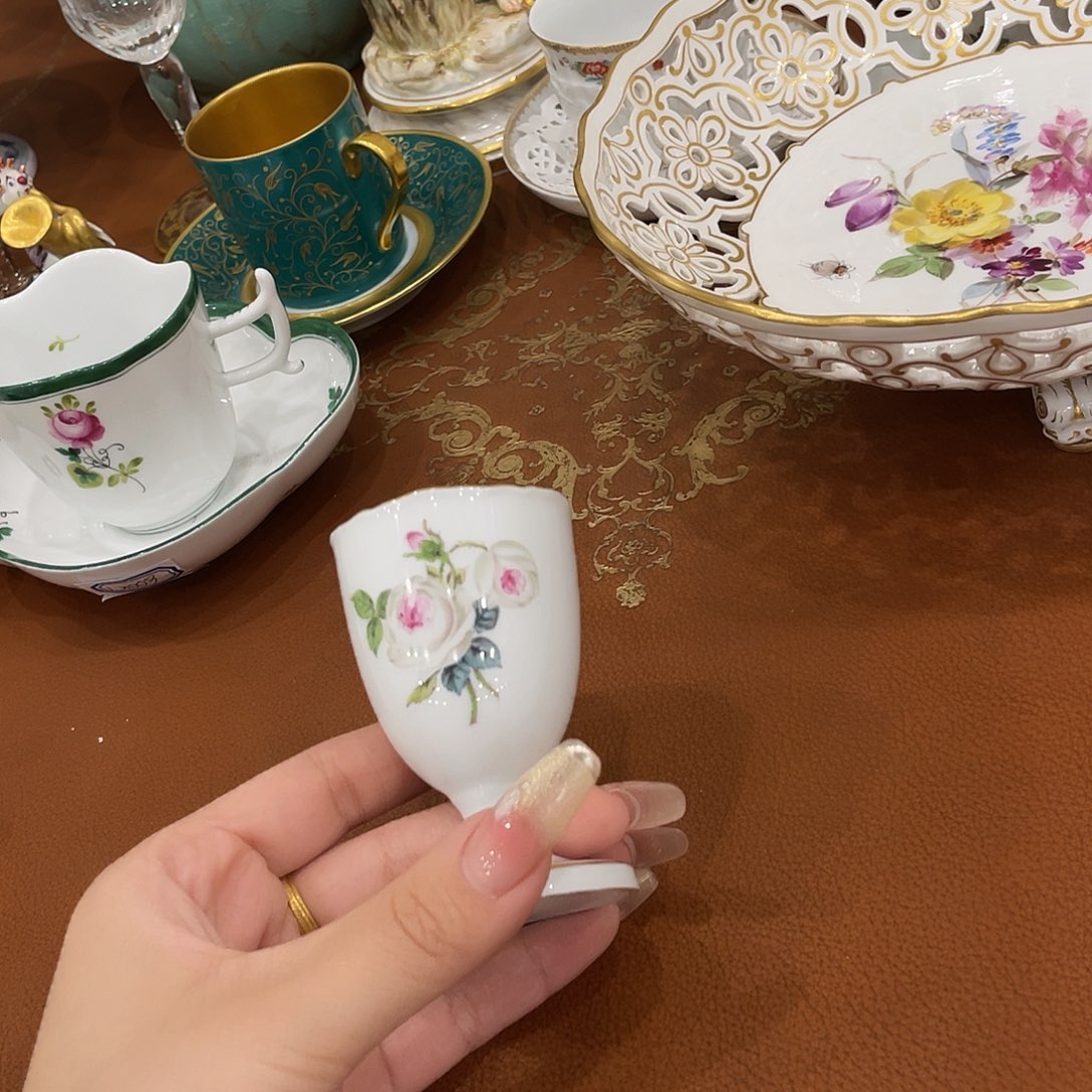 瓷片中古一等白玫瑰