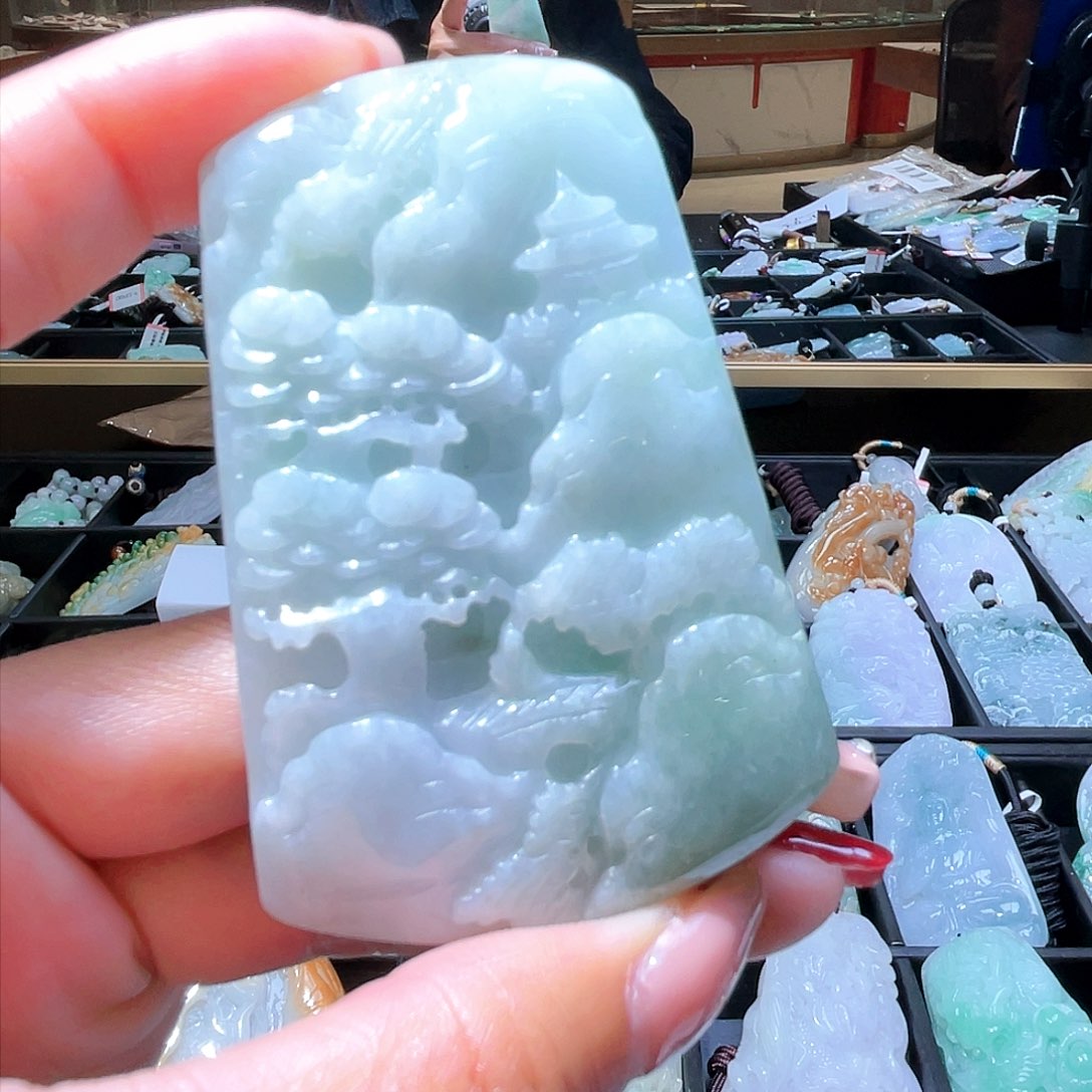 翡翠颈饰未镶嵌一个