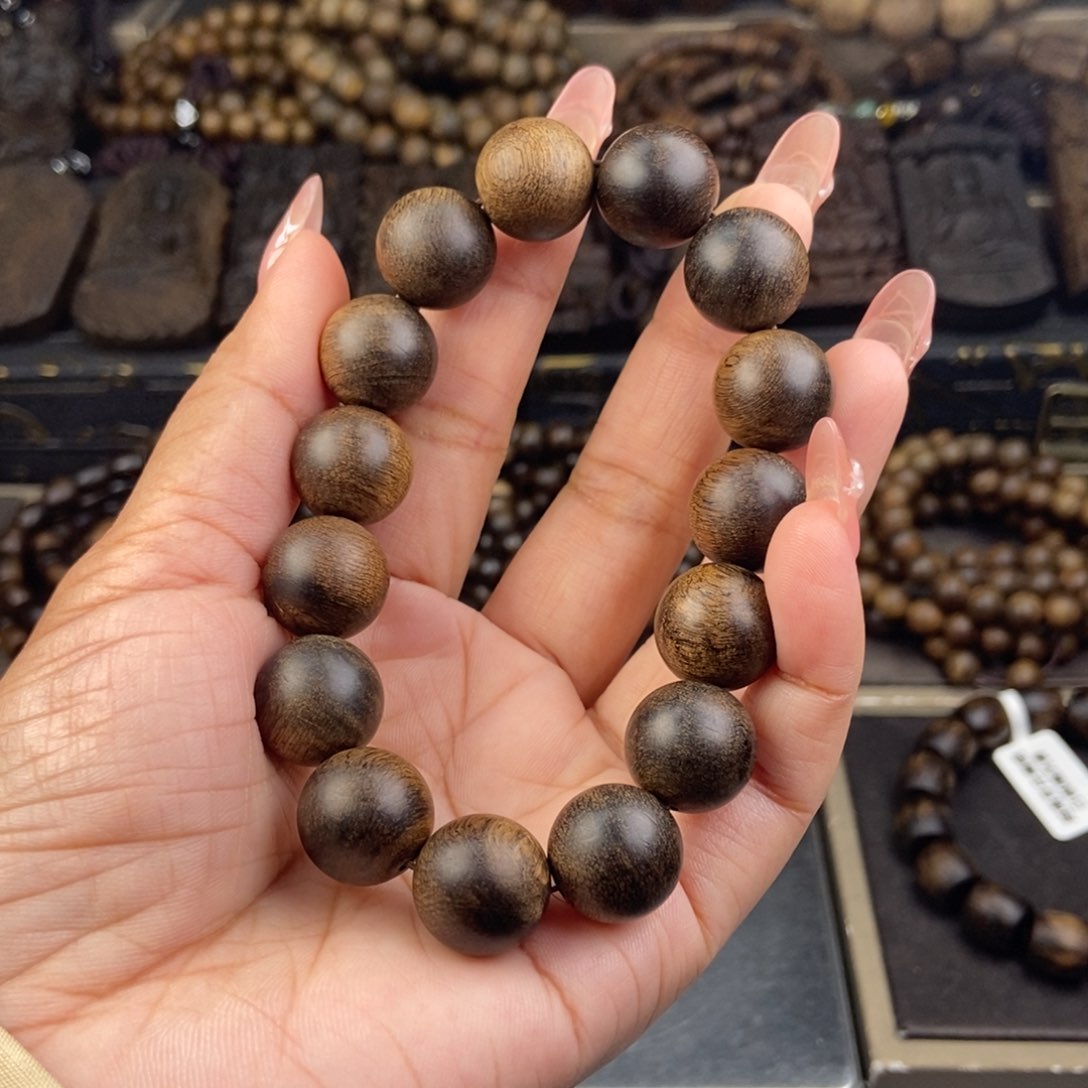 沉香手串良越南芽庄留疤白棋