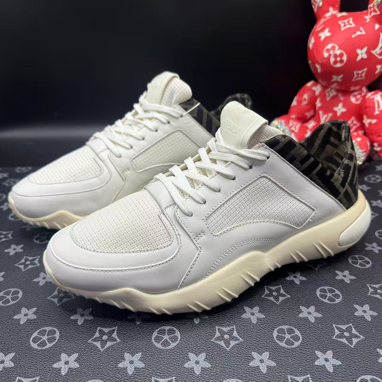 95新 FENDI/芬迪 男士时尚白棕老花厚底运动鞋40欧码 ddm3467
