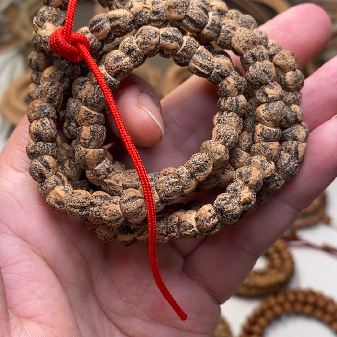 程****吊坠柏香籽/百香籽