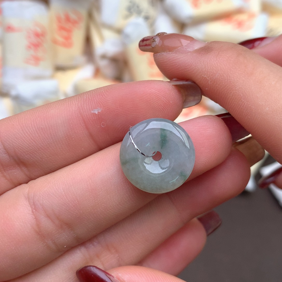 【闪购商品】翡翠挂件未镶嵌一