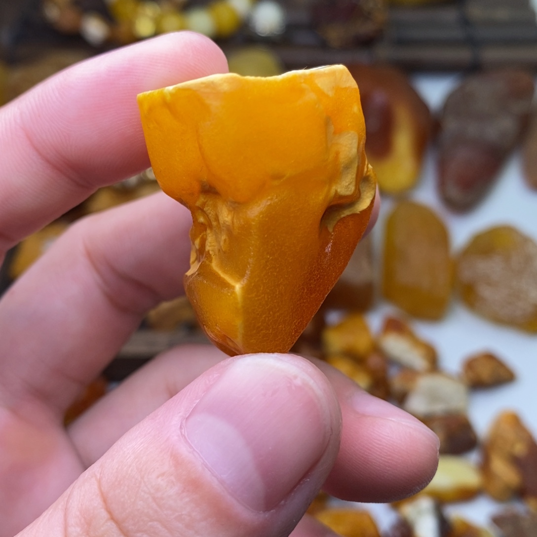 风***定制琥珀天然蜜蜡