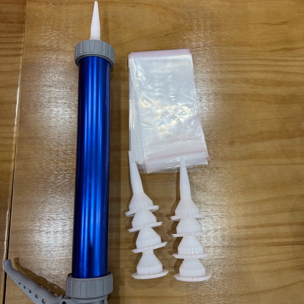 送锐思氢化环氧彩砂专用胶枪