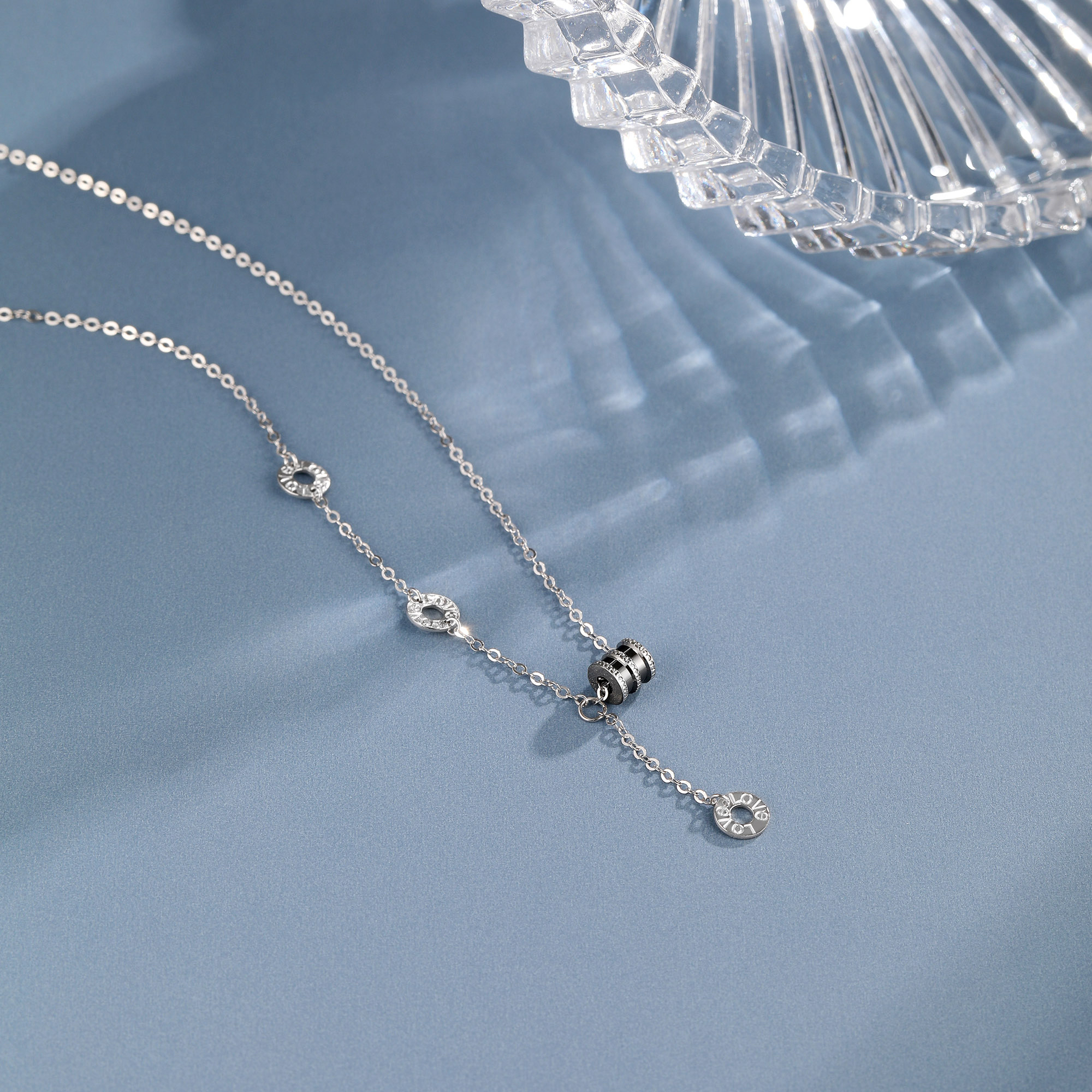 慕初珠宝铂金pt950黑金系列小蛮腰套链