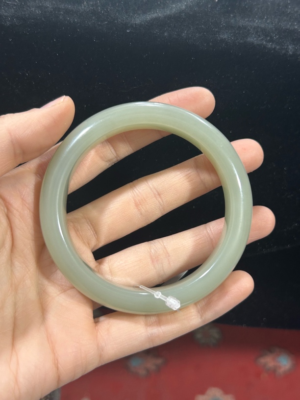 新疆和田玉近矿59➕手镯