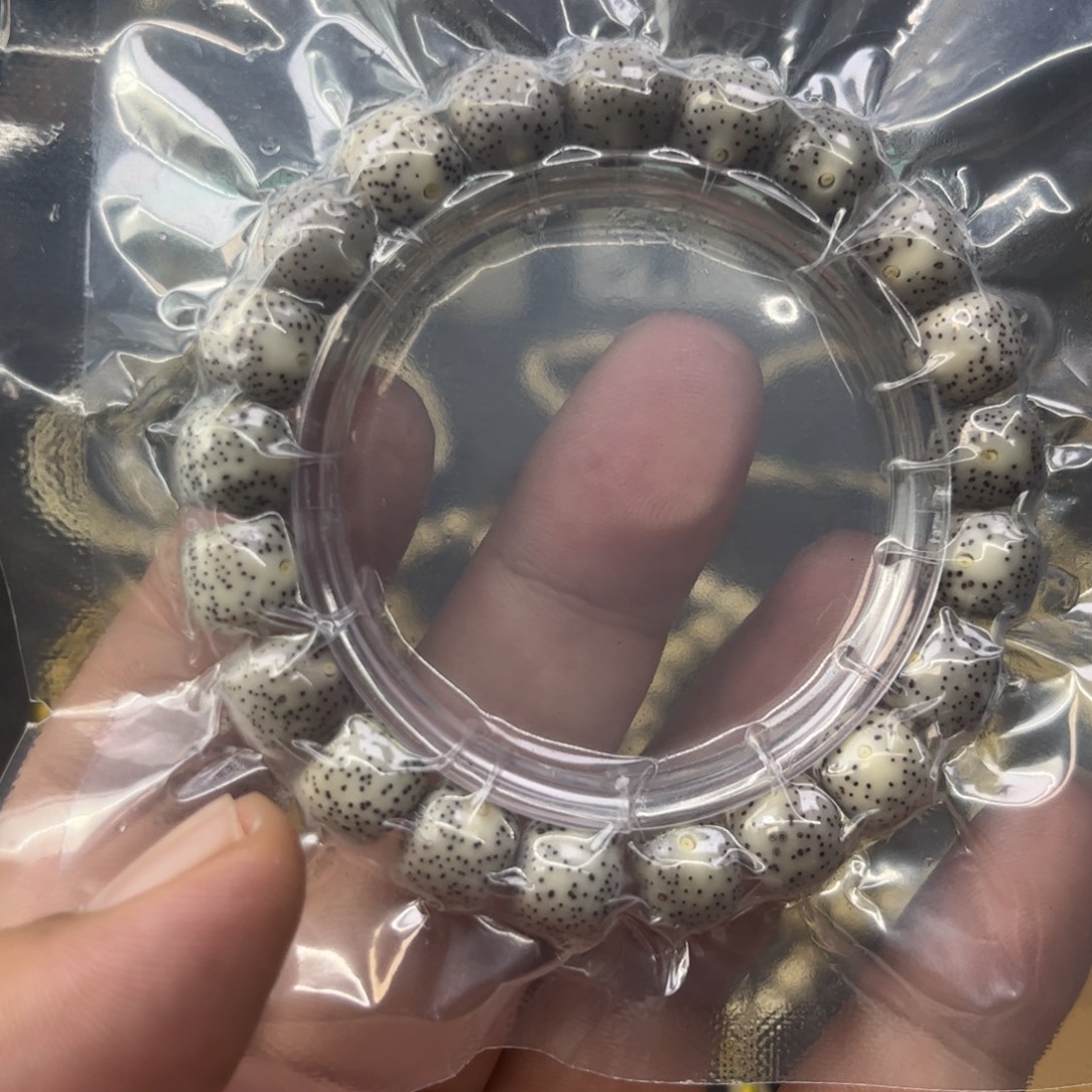 D***Y星月菩提手串10✖️9侧留白 针尖星 单圈