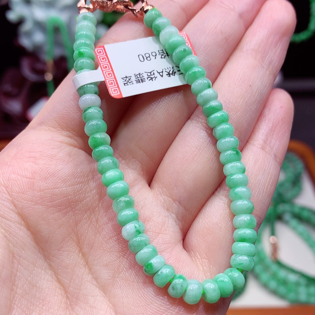翡翠未镶嵌手链翡翠