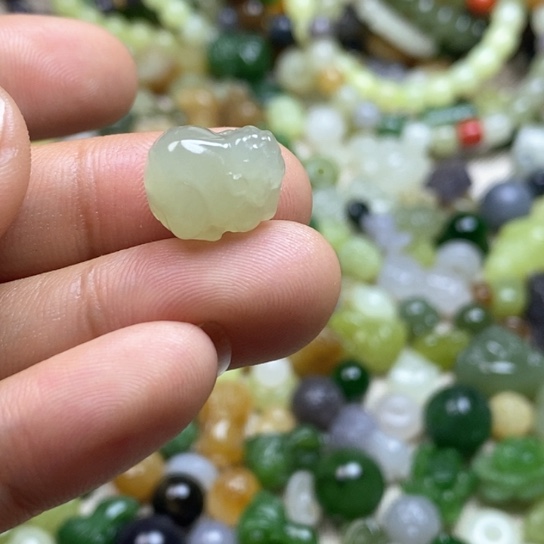 和田玉配件未镶嵌