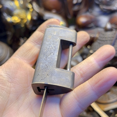 铜111111111111111111111