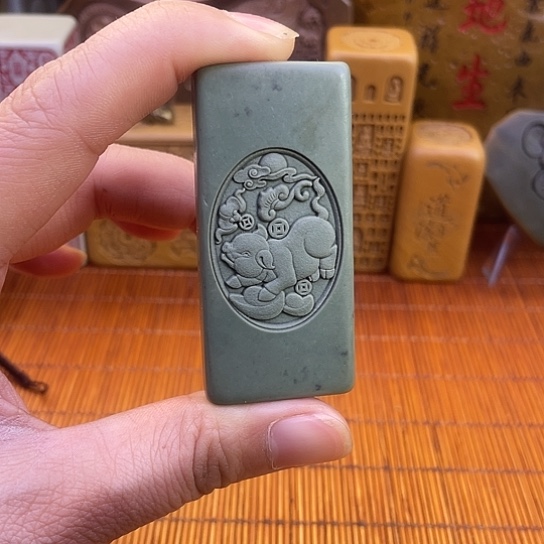 新疆戈壁石东北松花石