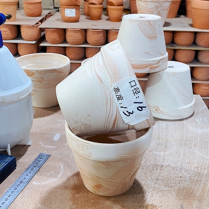 红陶玛奇朵16×13两个    