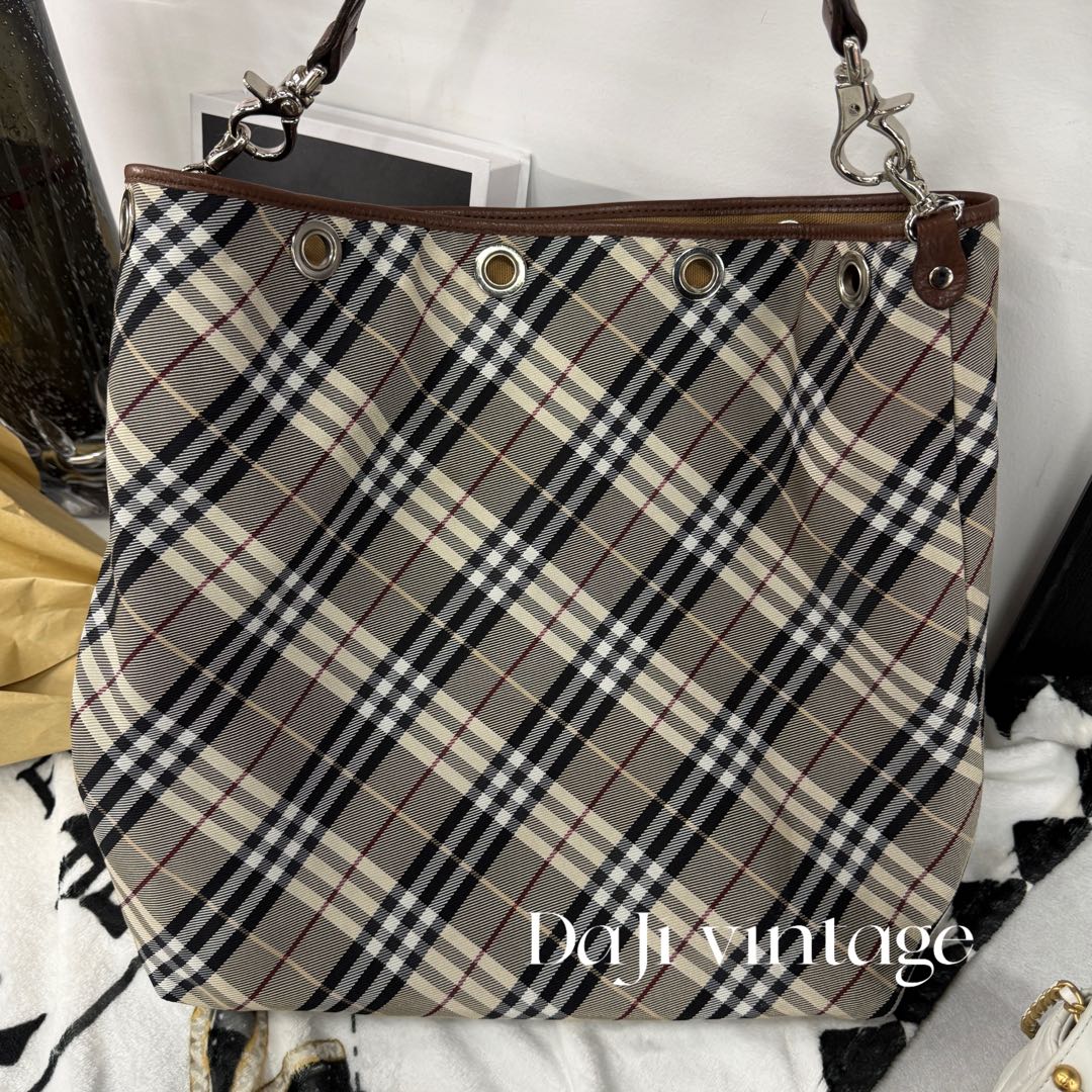 大吉中古/Burberry双面格纹水桶单肩包
