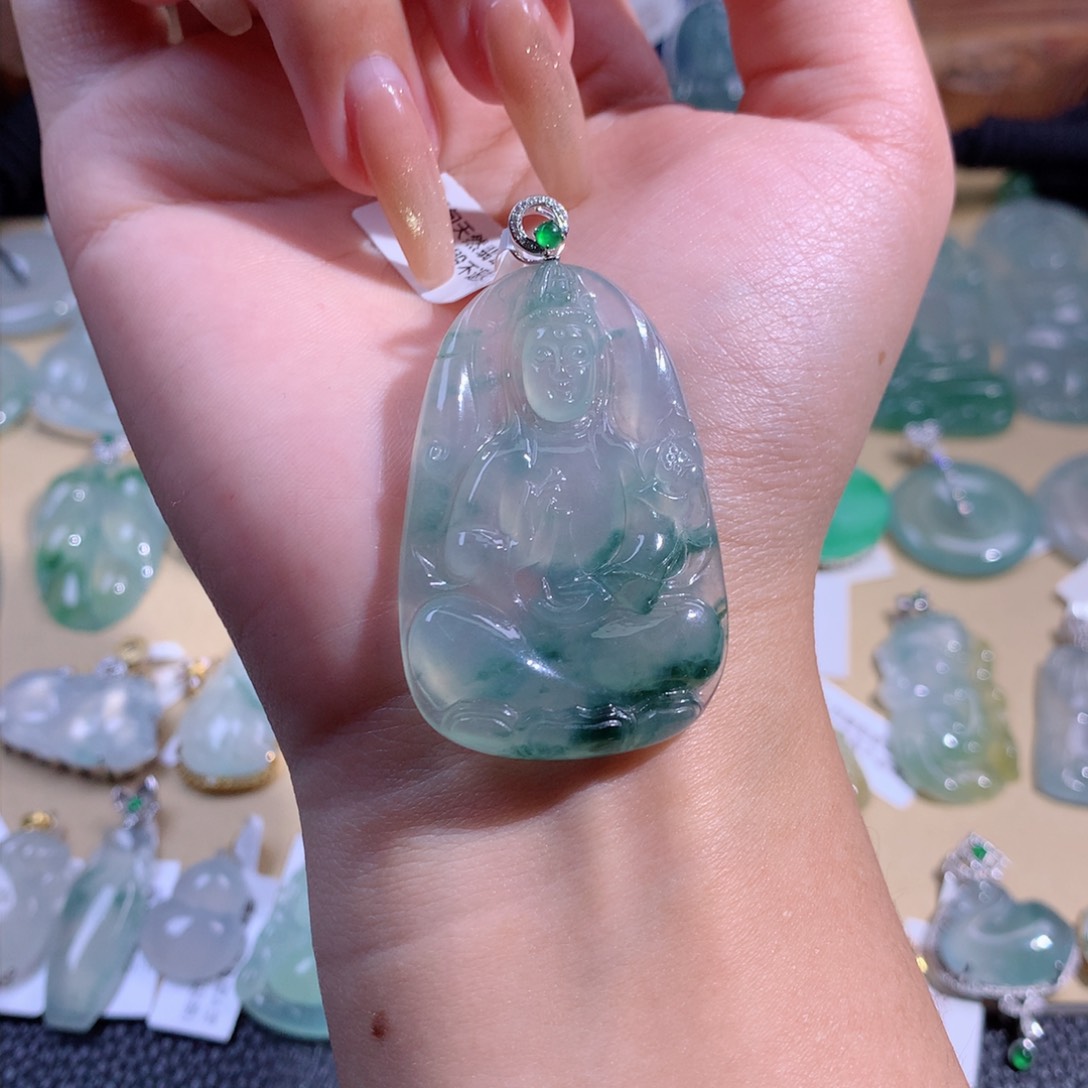 翡翠吊坠(不含链)18K金镶嵌
