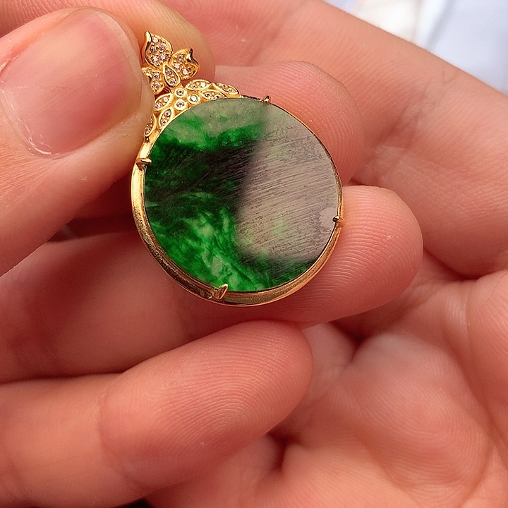 翡翠颈饰银S925镶嵌翡翠