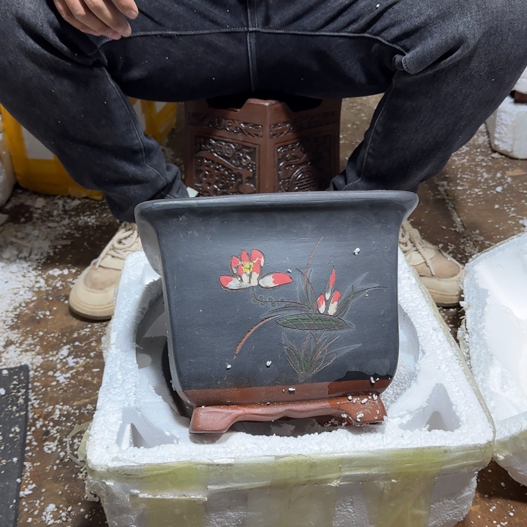 紫砂花盆瑕疵和瑕疵