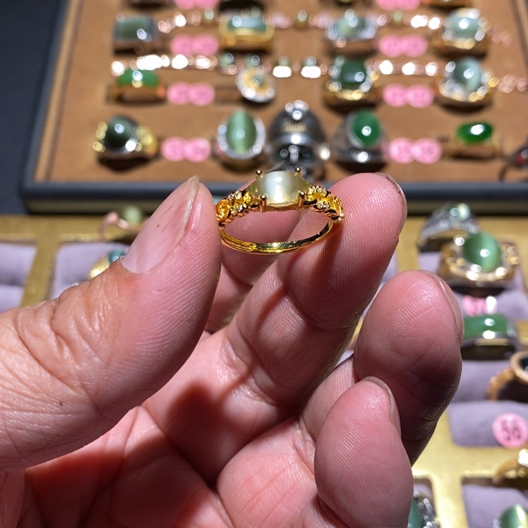 和田玉（碧玉）戒指未镶嵌