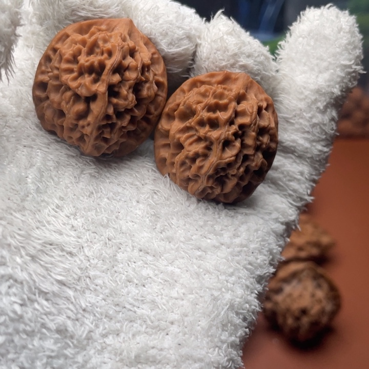 敷***衍文玩核桃吊坠我国的经济发展水平