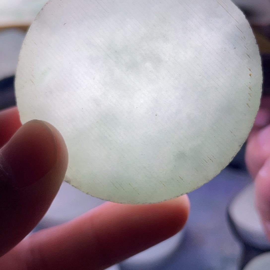 翡翠颈饰未镶嵌毛料100