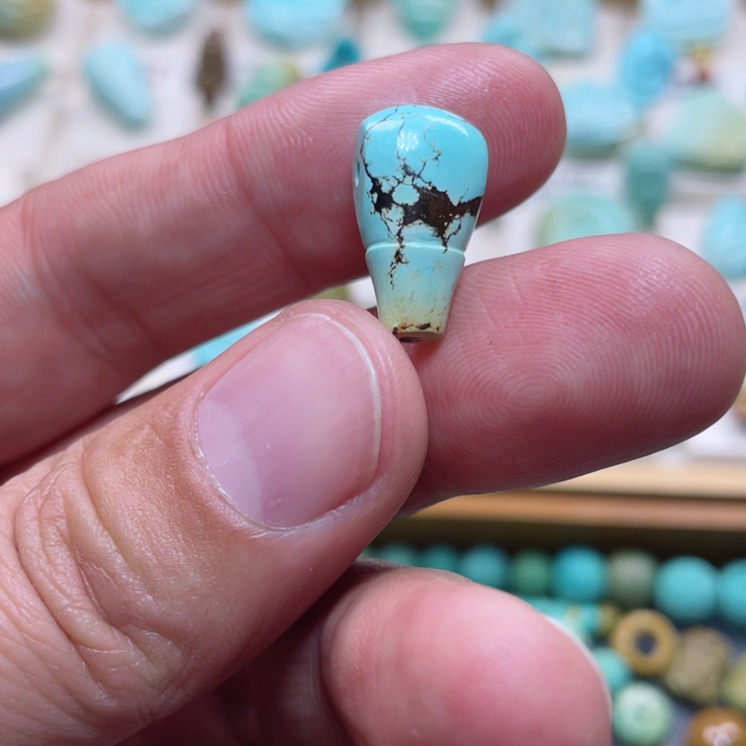 绿松石配饰未镶嵌