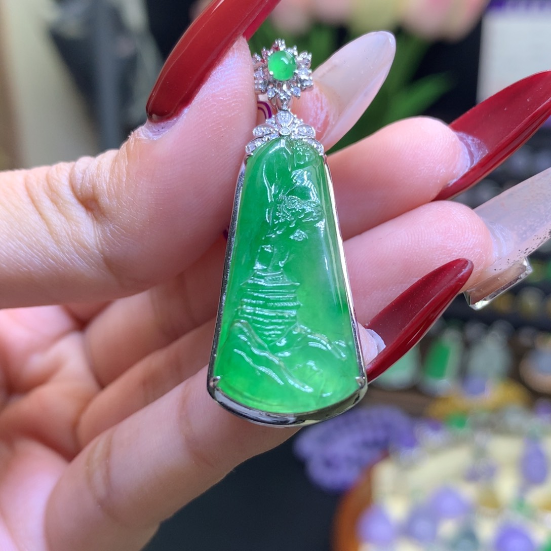 翡翠颈饰18K金镶嵌天然